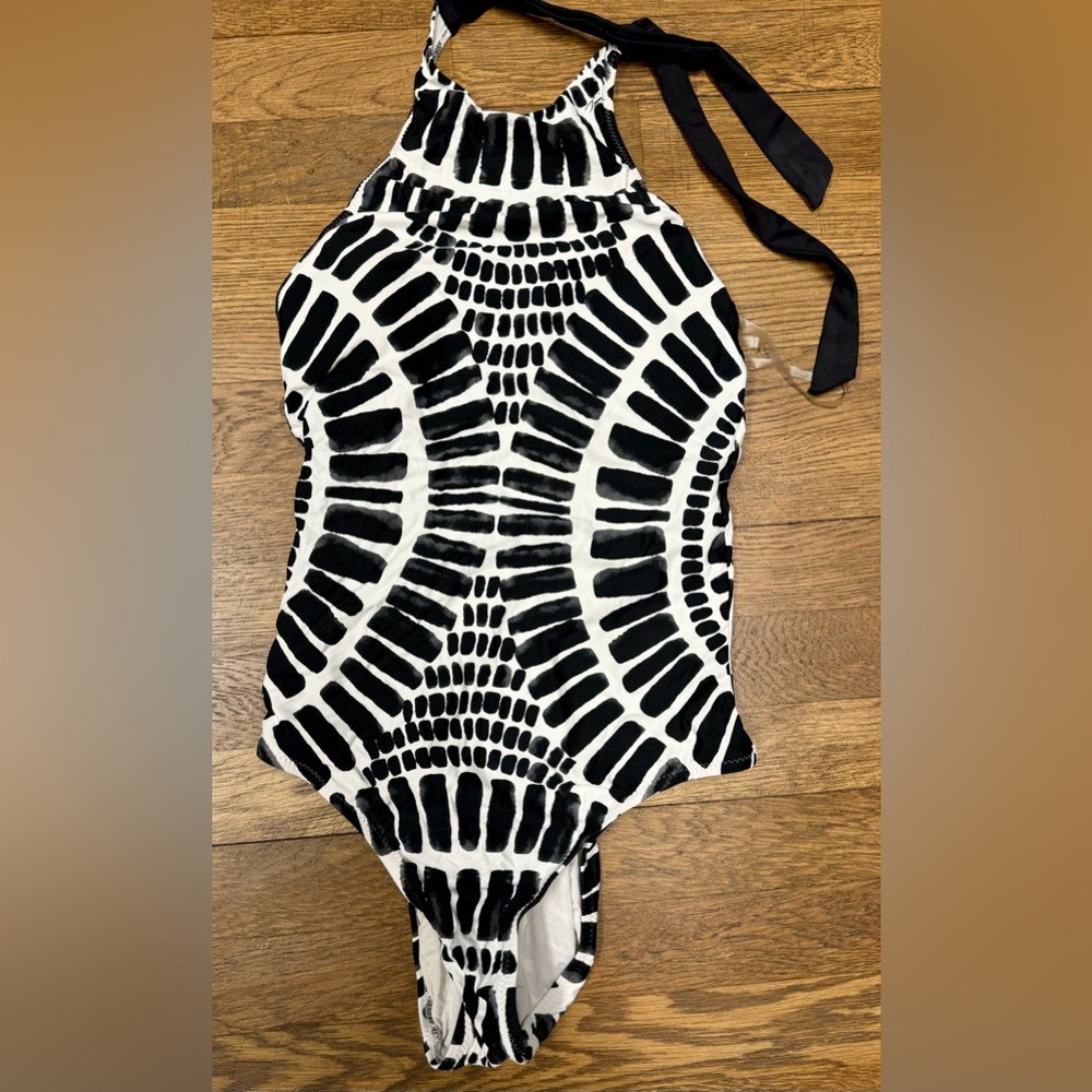 Trina Turk Bathing Suit, Size 6, EUC